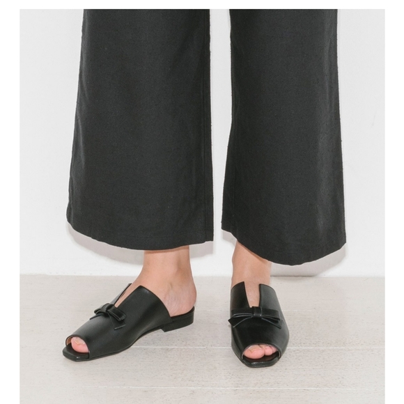 Intentionally Blank Shoes - Intentionally Blank Palace